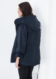 Manteau de chapiteau en acier