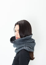 Cache-cou en tricot gris